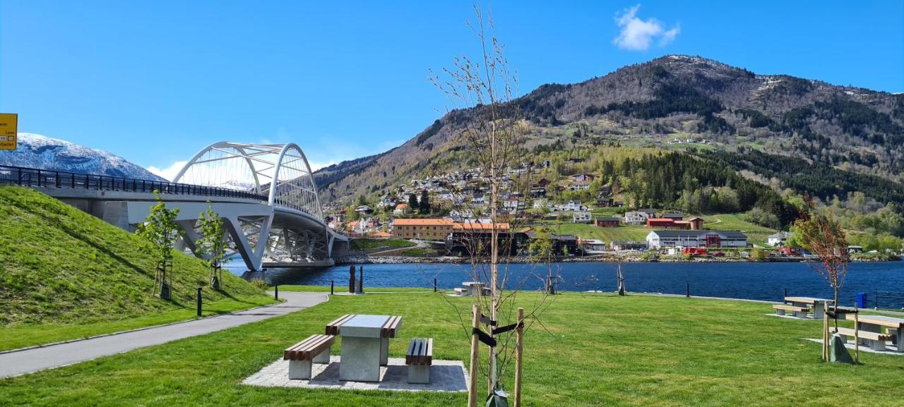 Mlodge - The Mountain Lodge Sogndal Buitenkant foto