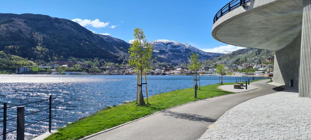 Mlodge - The Mountain Lodge Sogndal Buitenkant foto
