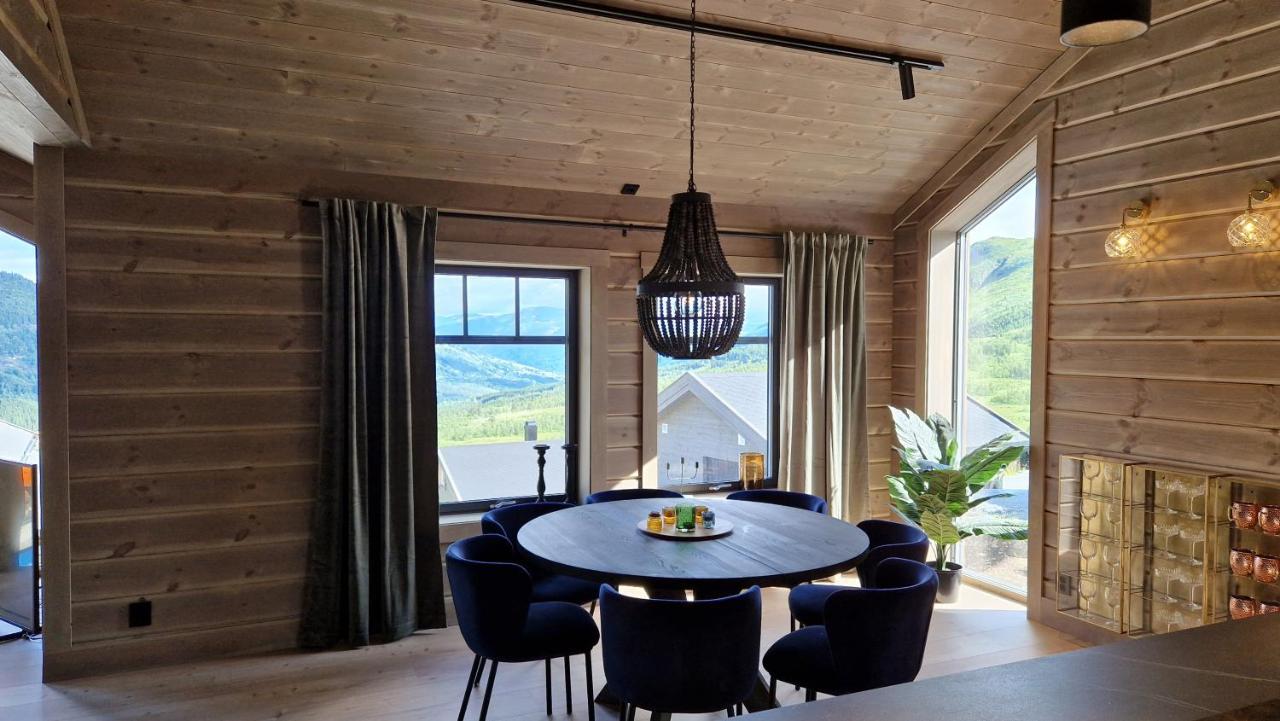 Mlodge - The Mountain Lodge Sogndal Buitenkant foto